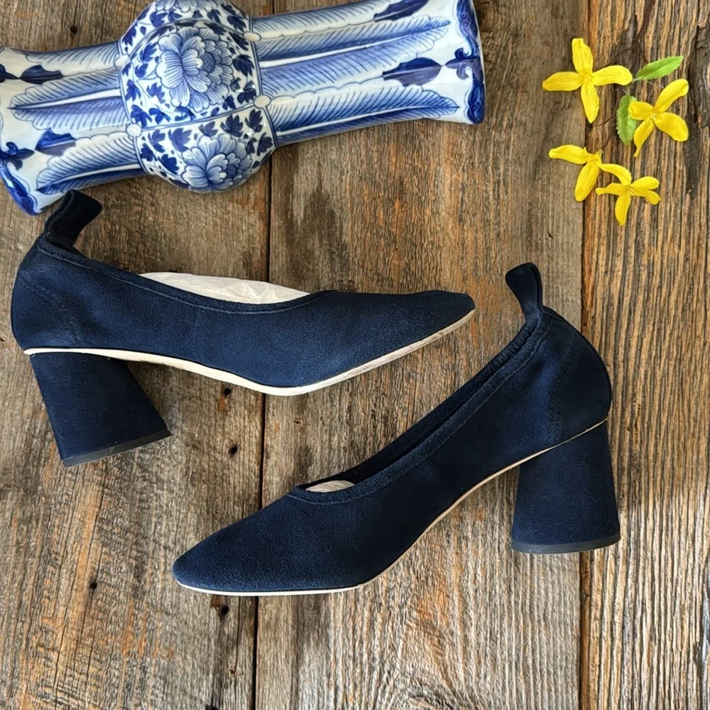 Tory Burch Therese 65MM Suede Veg Pump Royal Navy Size 9 - Picture 7 of 11